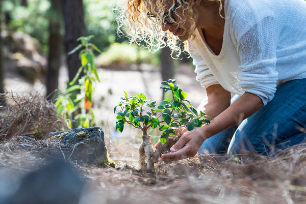 What’s Your Earth Day Pledge? 5 Easy Things You Can Start Today to Help Planet Earth